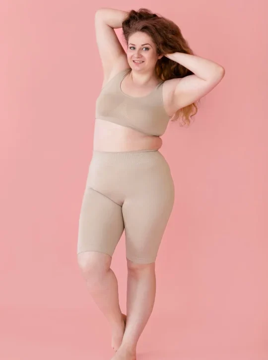 women-standing-redmond